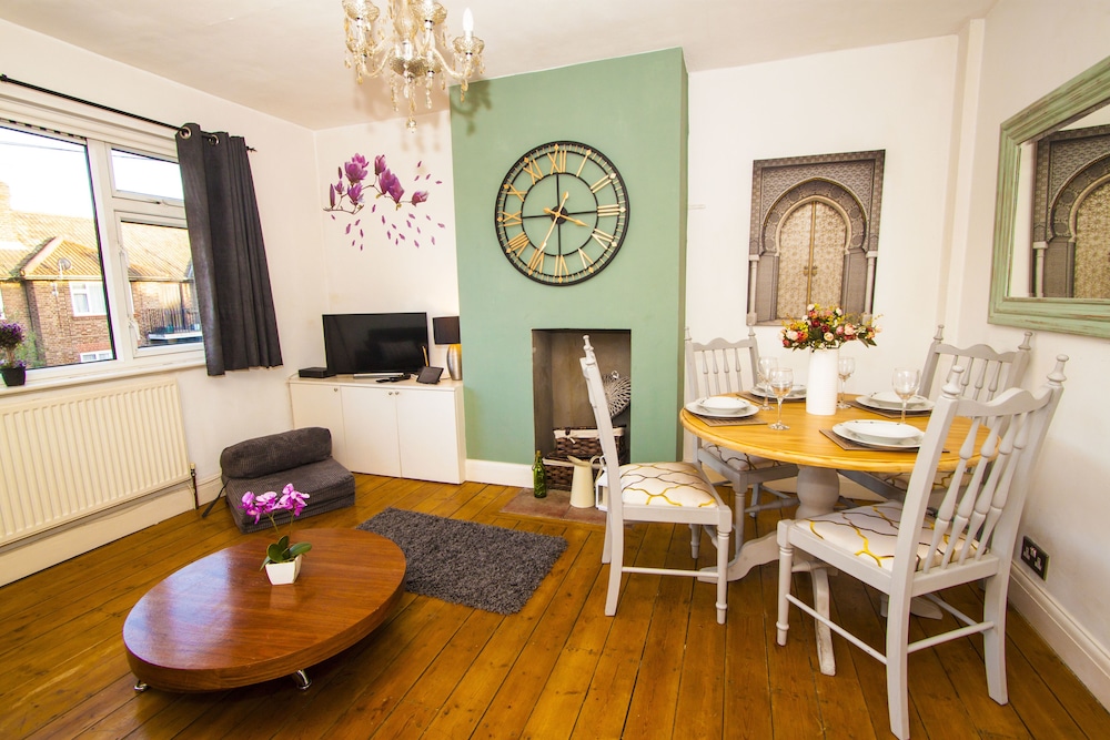 Stunning Central Richmond With Garden 20/34