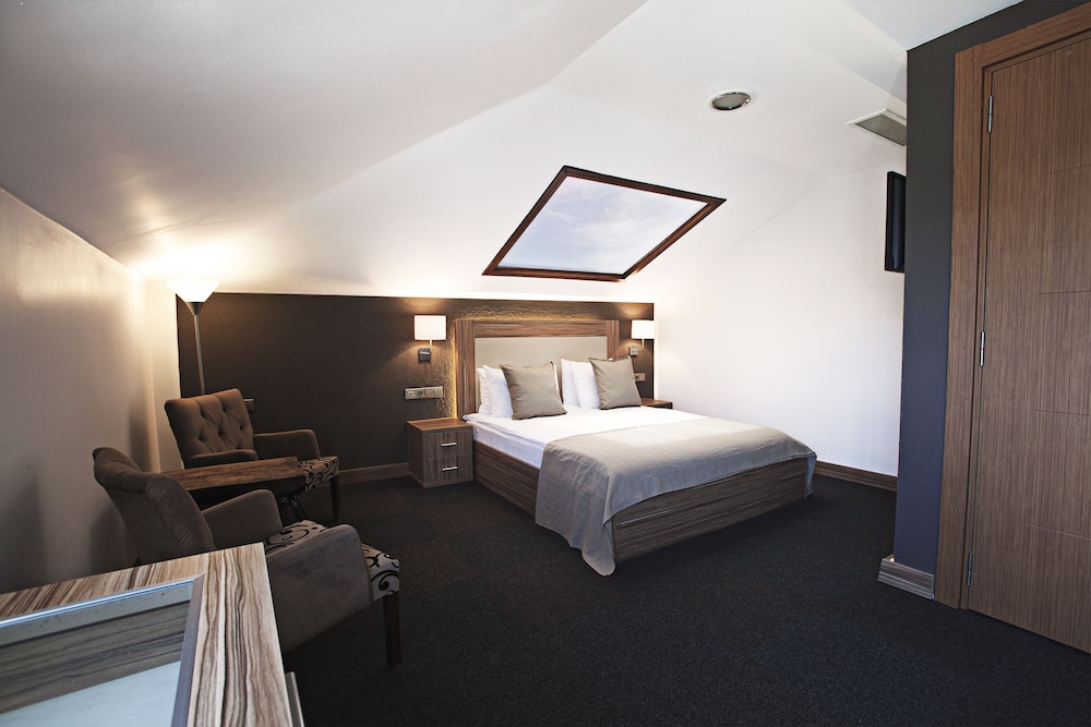 The Rise Aron Business Hotel Merter 15/58