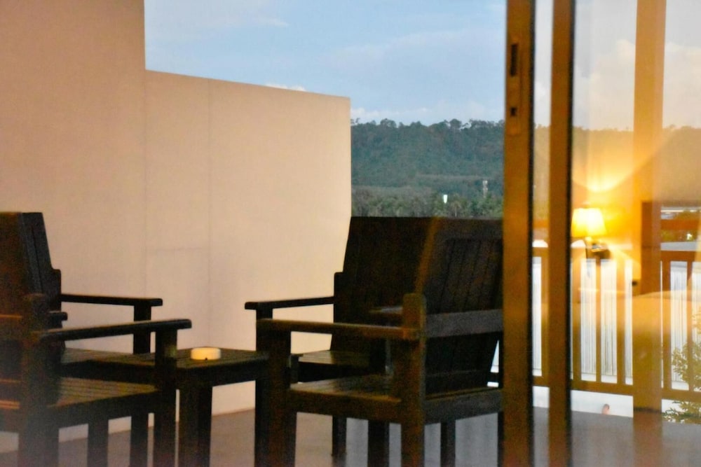 B Boutique Residence 53/59