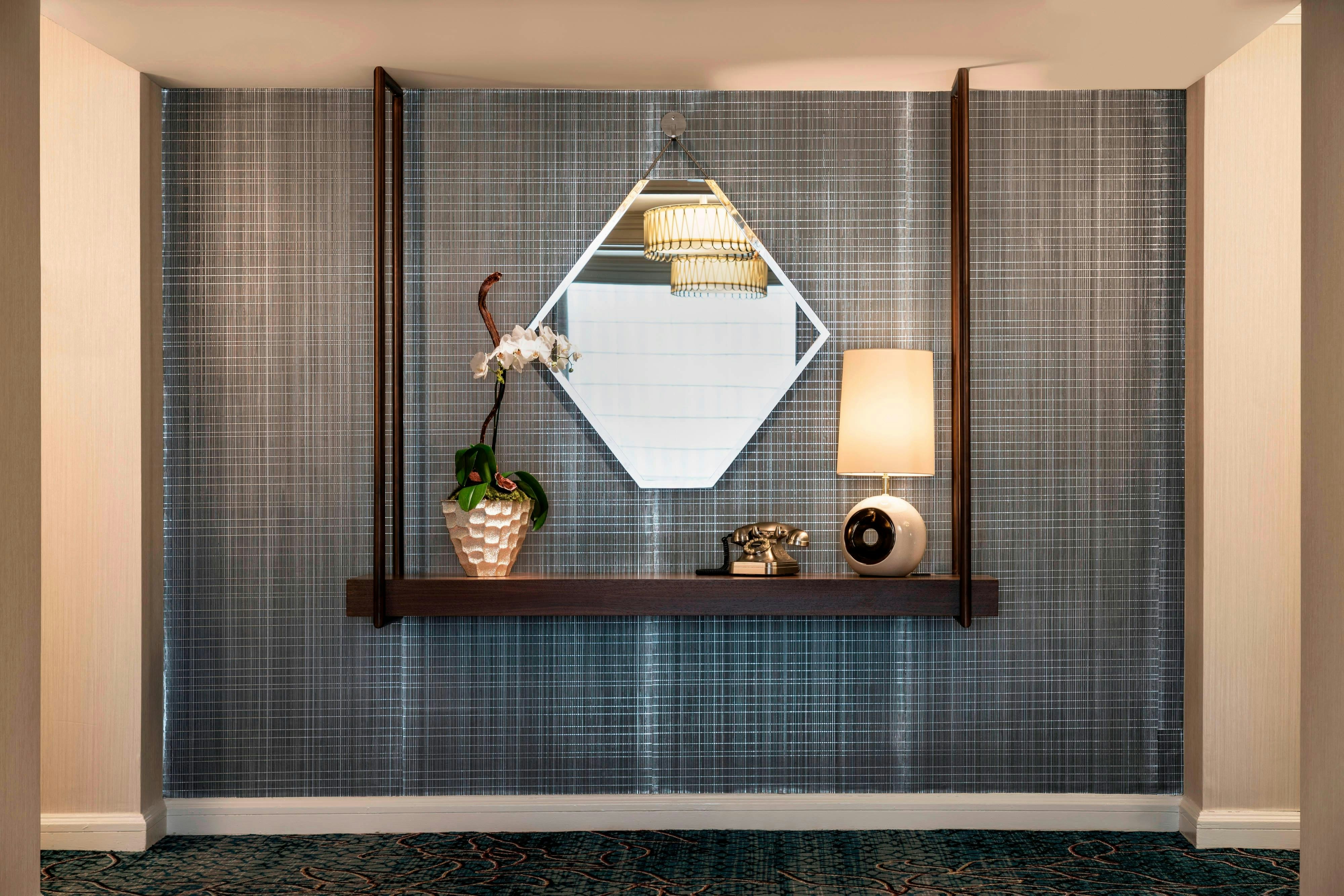 The Ritz Carlton Atlanta 24/54