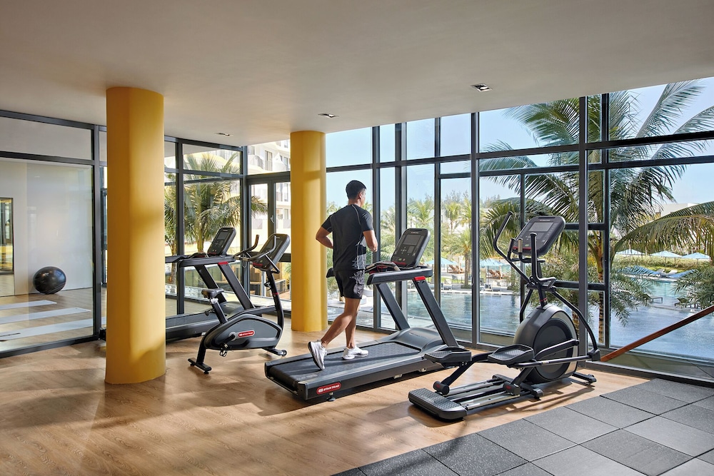 Wyndham Royal Beachfront Resort & Spa Hoi An Danang 35/59