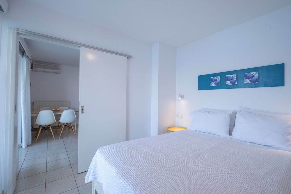 MELI APARTMENTS & VILLAS photo5