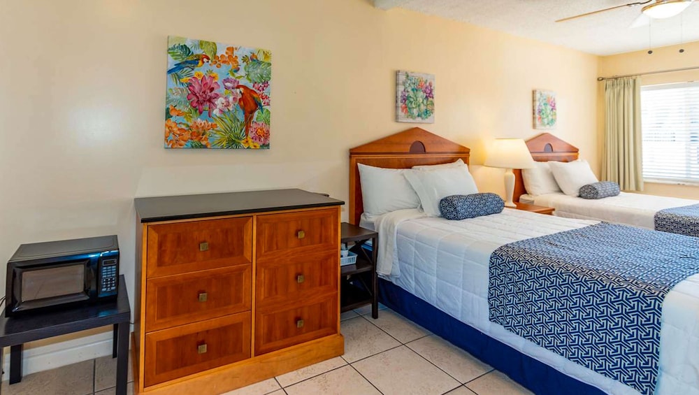 Belleair Beach Resort Motel 7/45