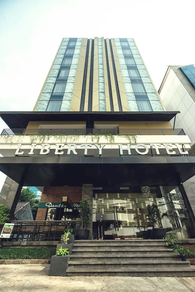 Liberty Hotel Thamrin Jakarta 3/50