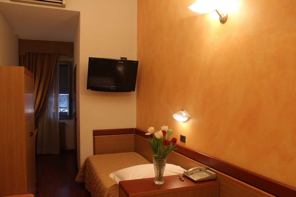 Hotel Aspromonte 44/59