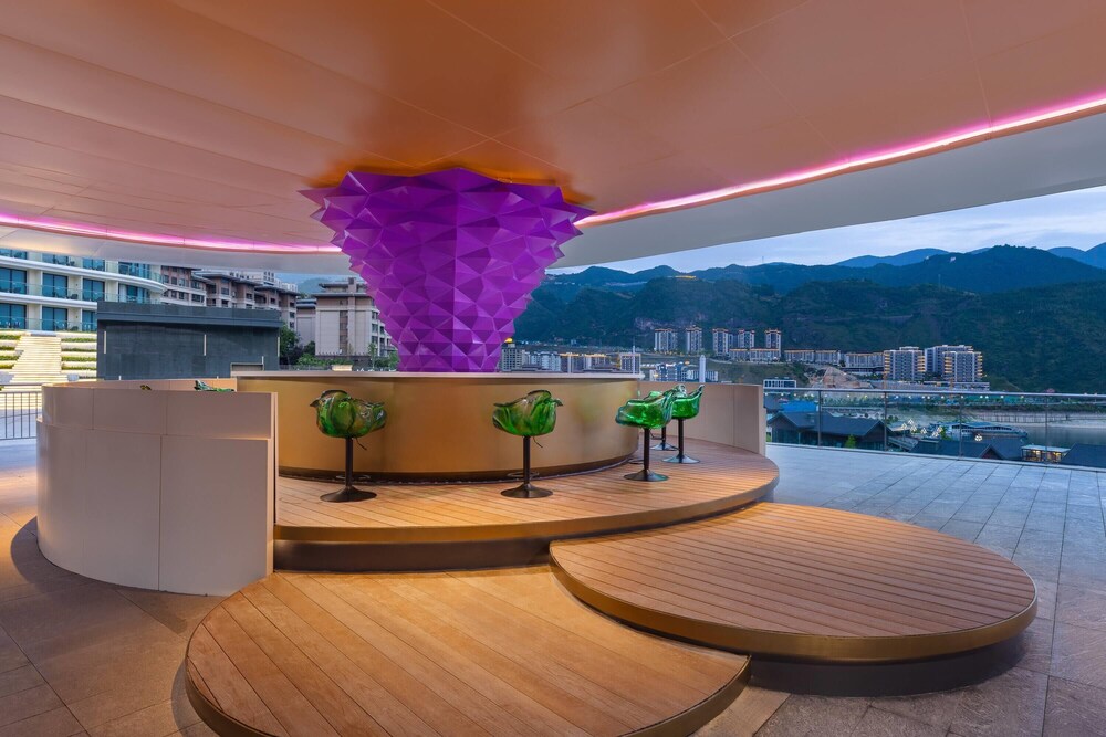 Wingate by Wyndham Chongqing Wushan 11/52