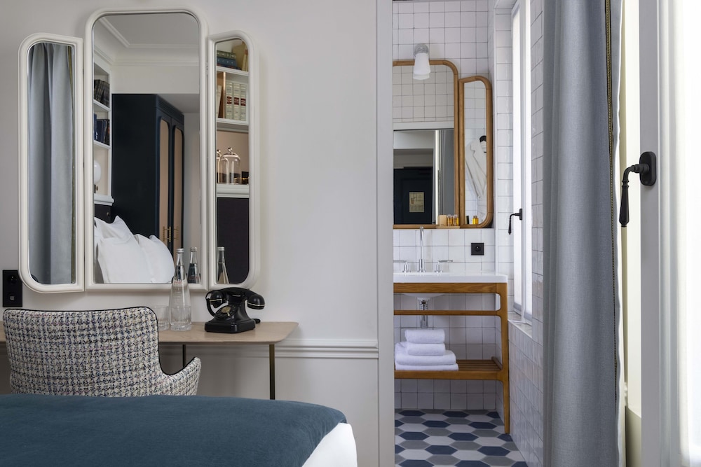 Hotel Louvre Montana 26/73