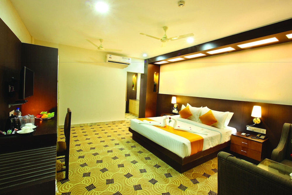 Hotel Virad Kotakkal 4/14