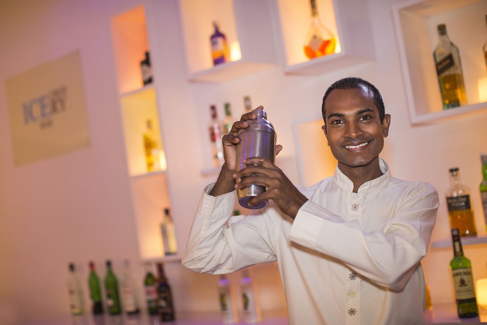Crystals Beach Resort Belle Mare, a member of Radisson Individuals 7/56
