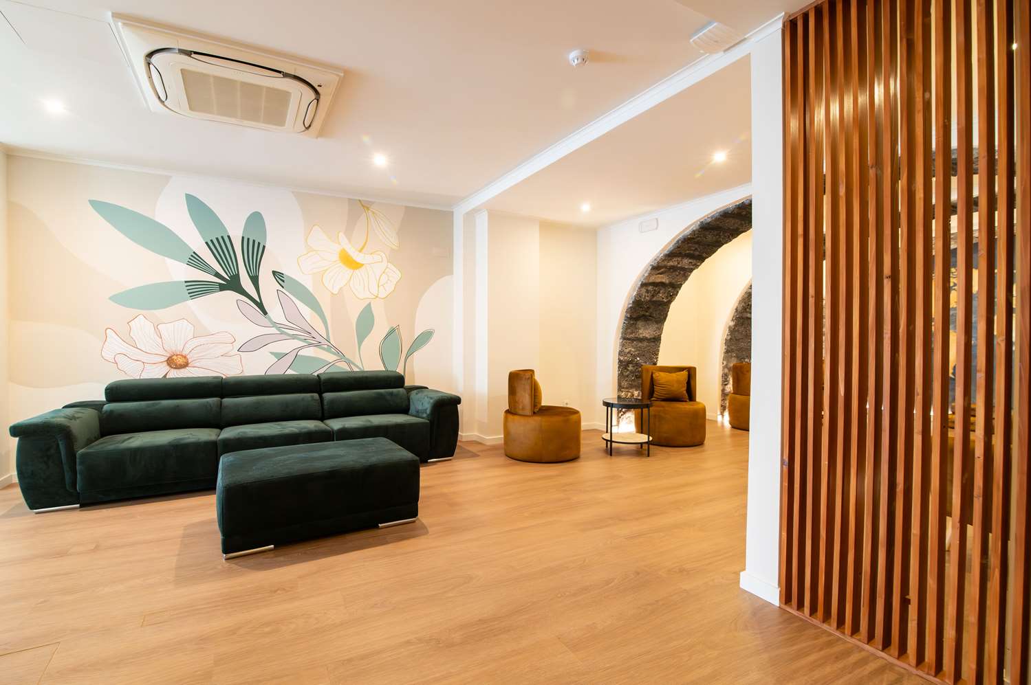 The Azoriani Boutique, Ascend Hotel Collection 40/48
