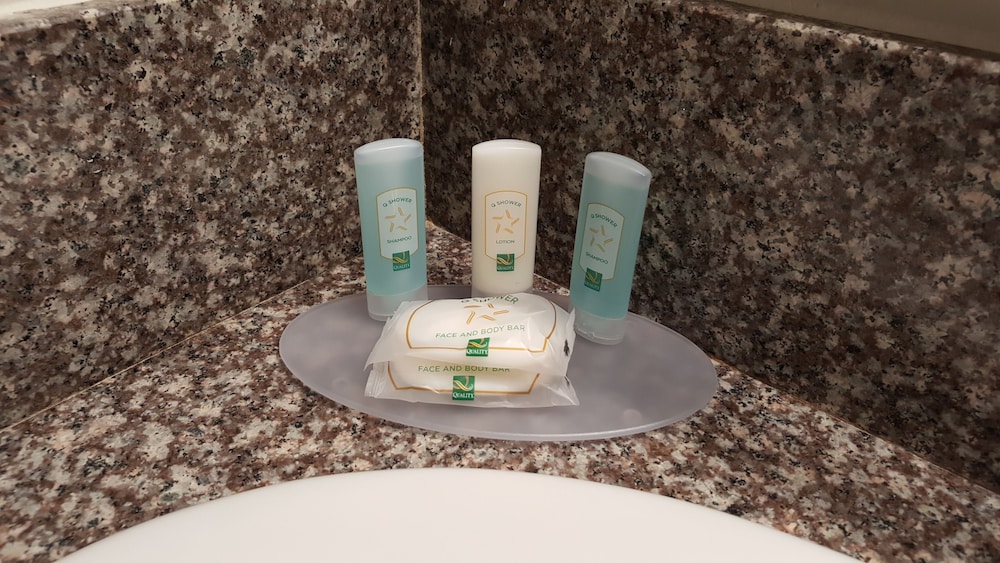 Quality Inn Escondido San Diego North County 24/42