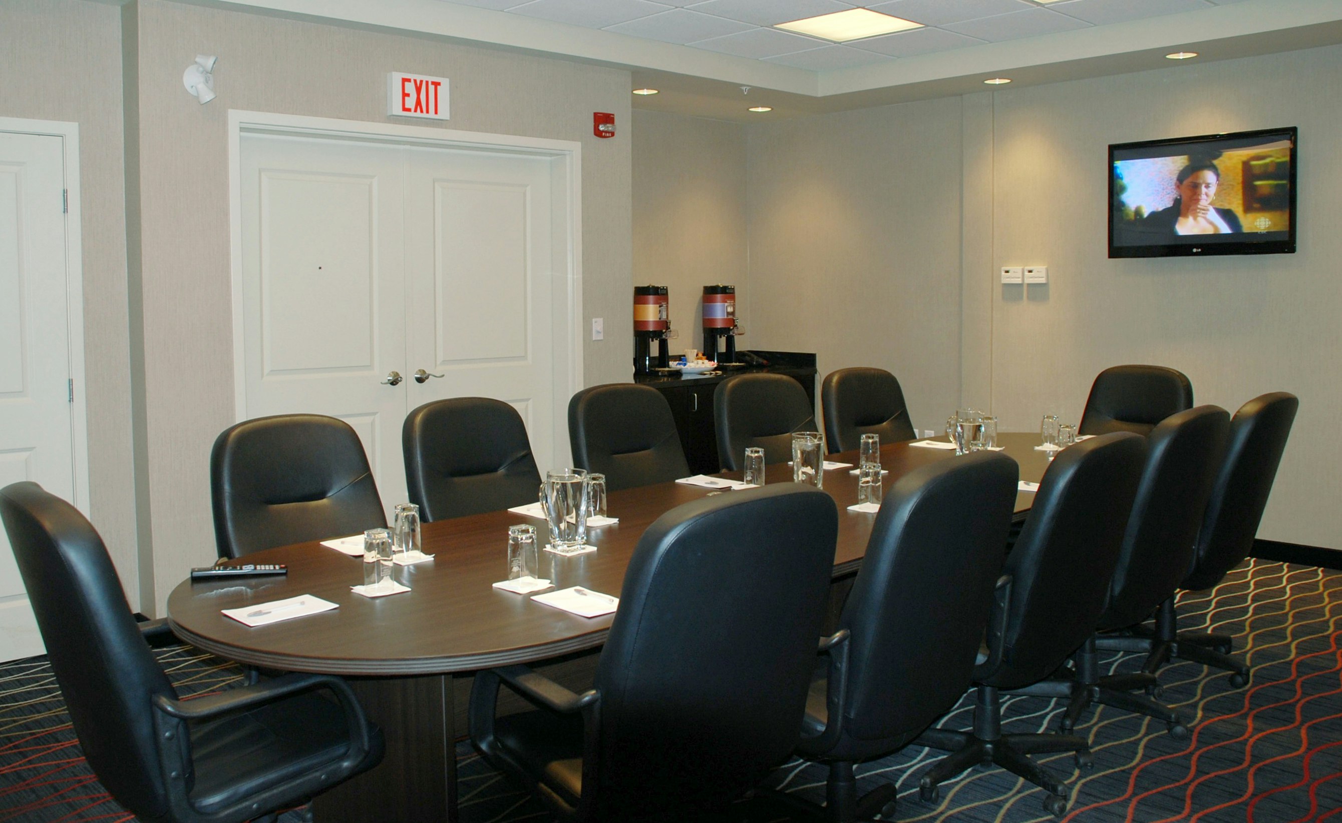 Hampton Inn and Suites by Hilton Lethbridge 16/18