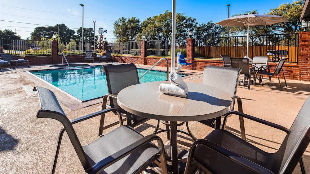 Best Western Littlefield Inn & Suites 16/20