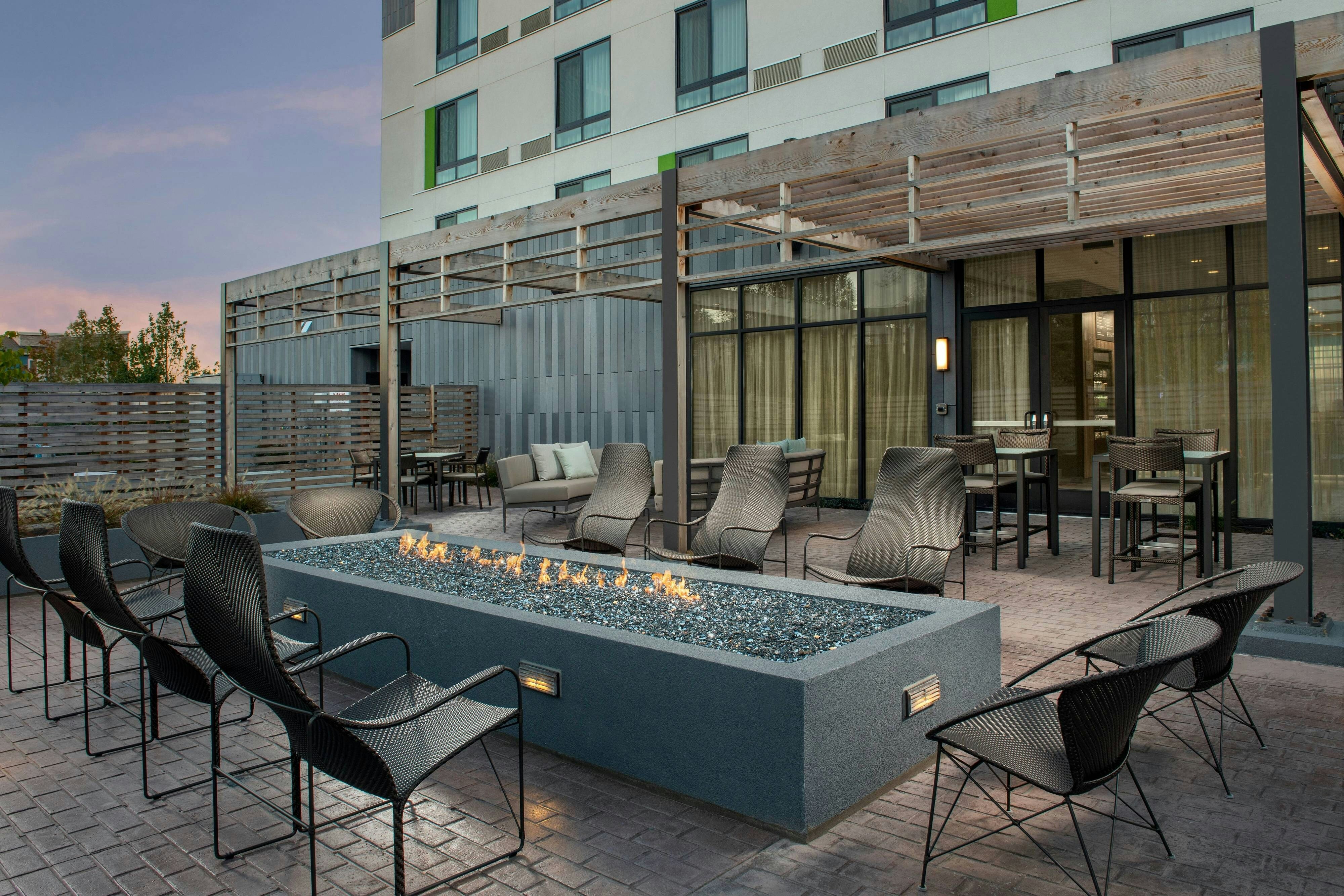 Courtyard by Marriott Portland East 39/48