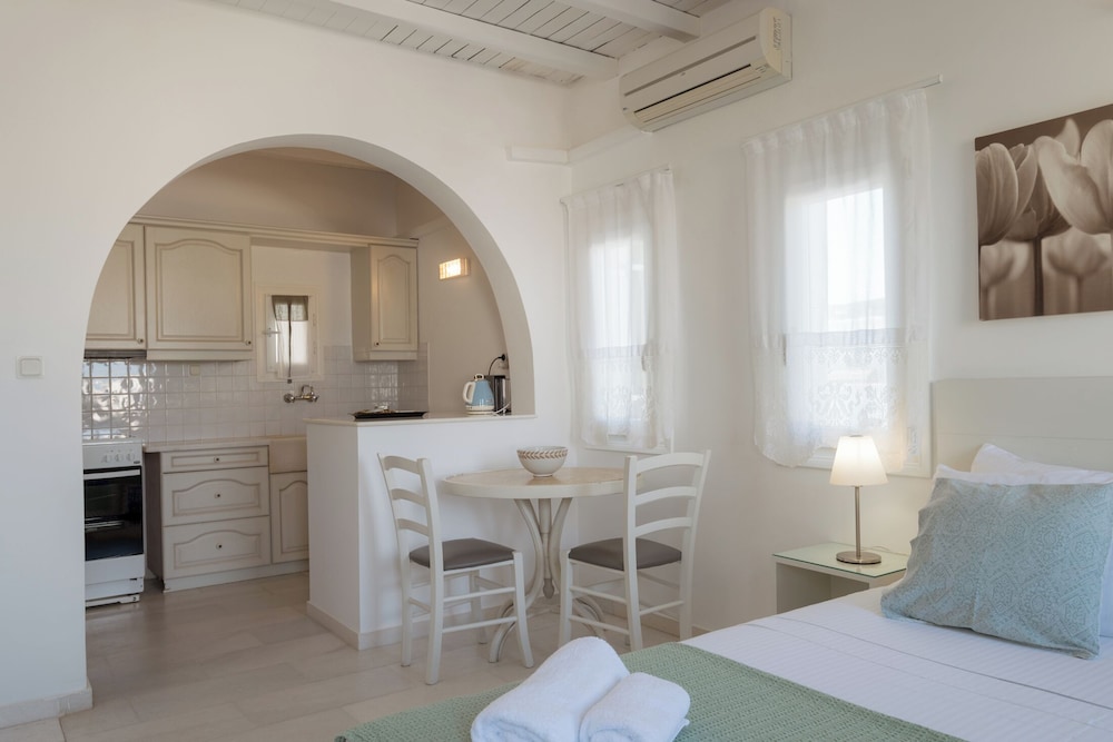 Anthos Apartments 22/50
