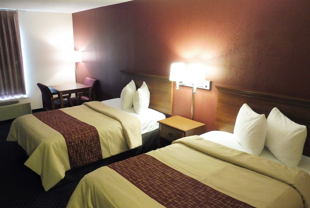Red Roof Inn Fredericksburg South 9/35