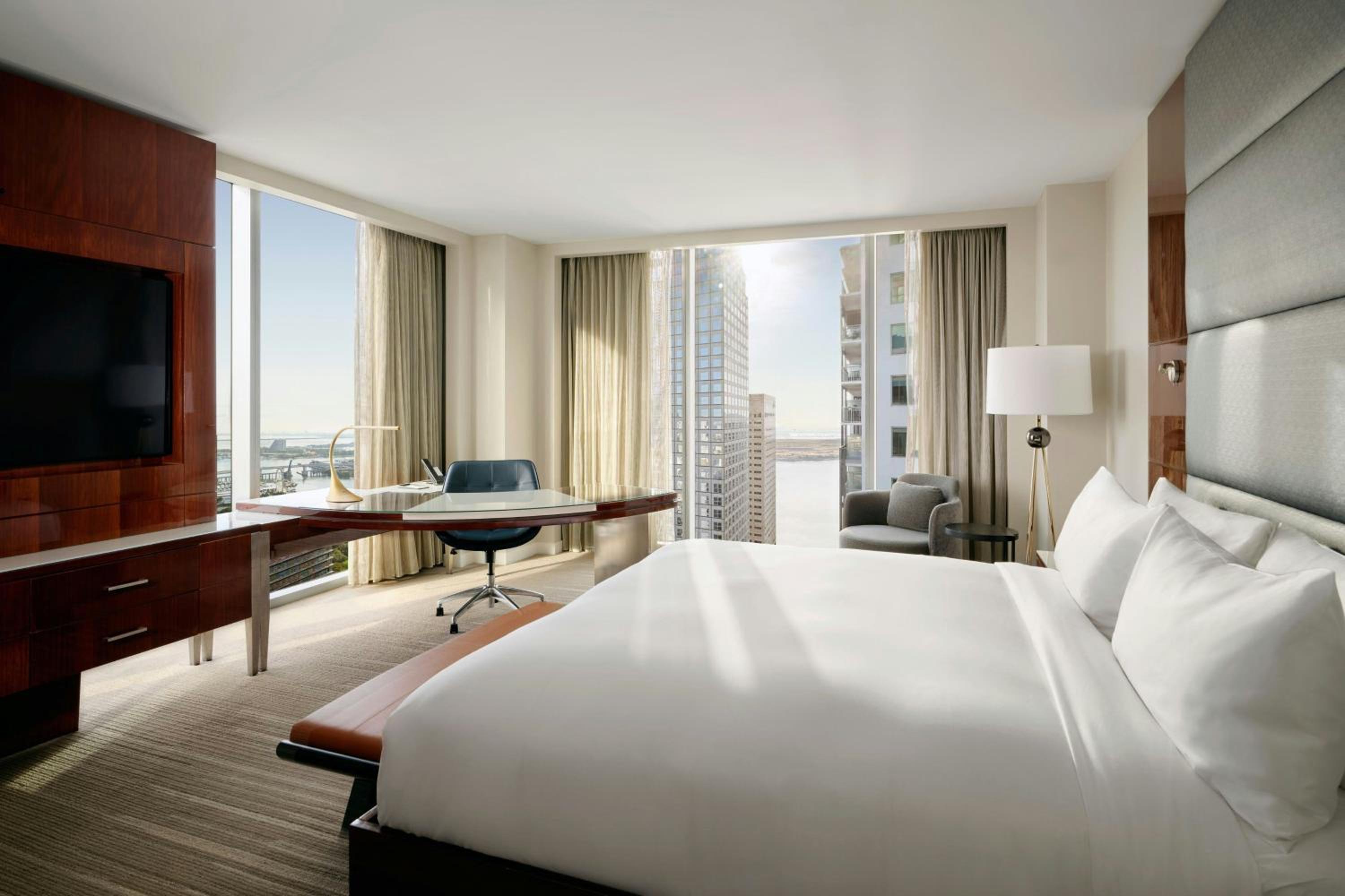 Bay, Guest Room, King Bed, Partial Water View