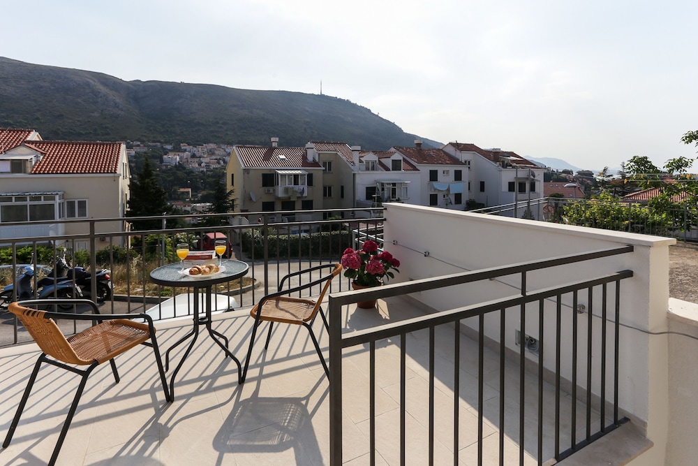 Apartments Villa Providenca 3/56