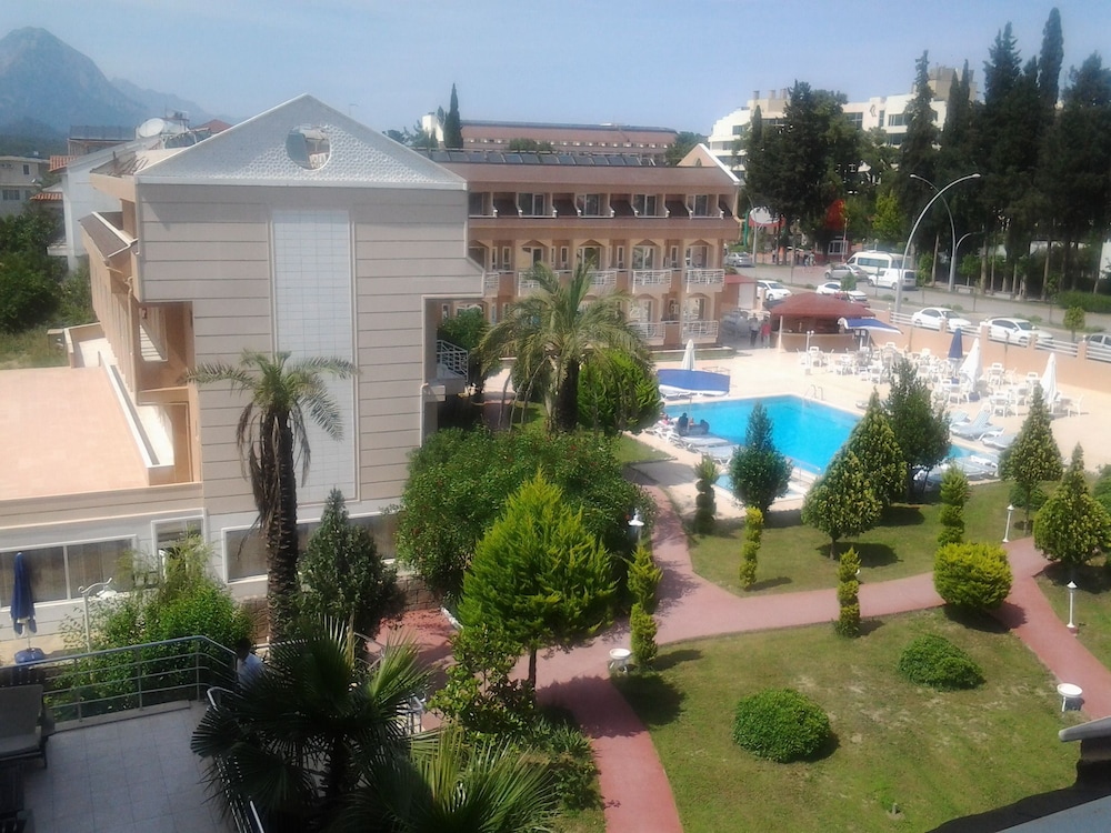Ares Dream Hotel in KEMER