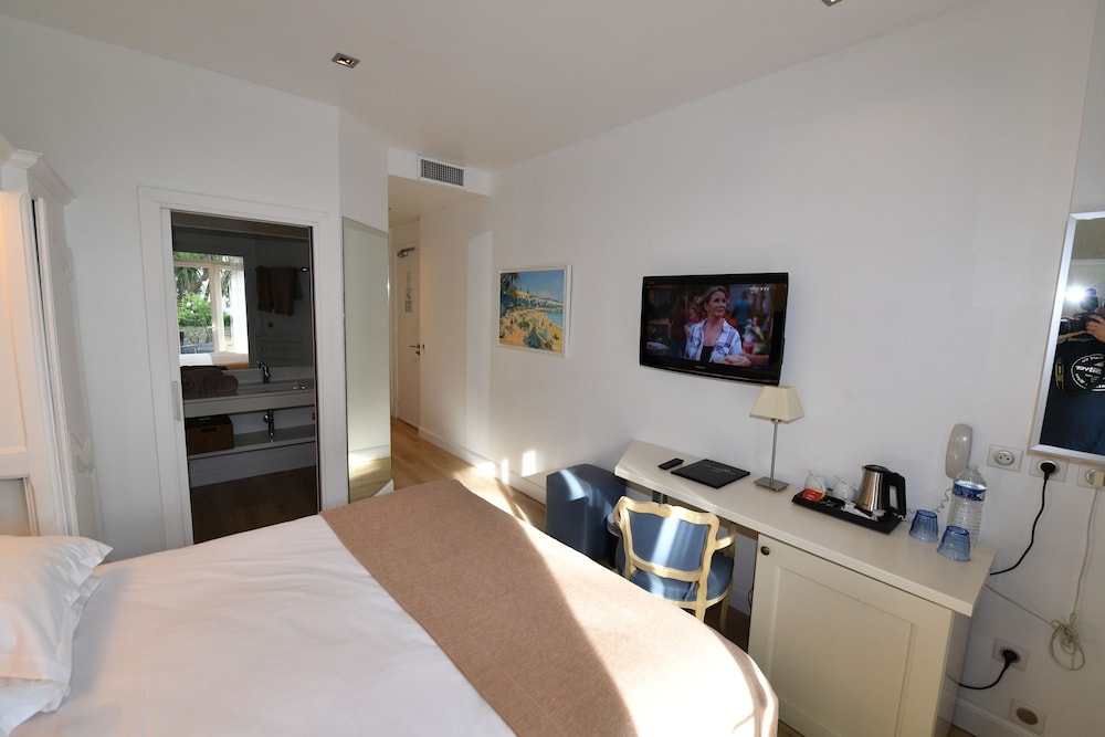 ROOM, DOUBLE BED, GARDEN VIEW, TERRACE