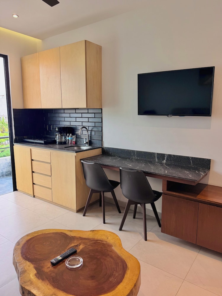 Ah Xok Suites 40/50