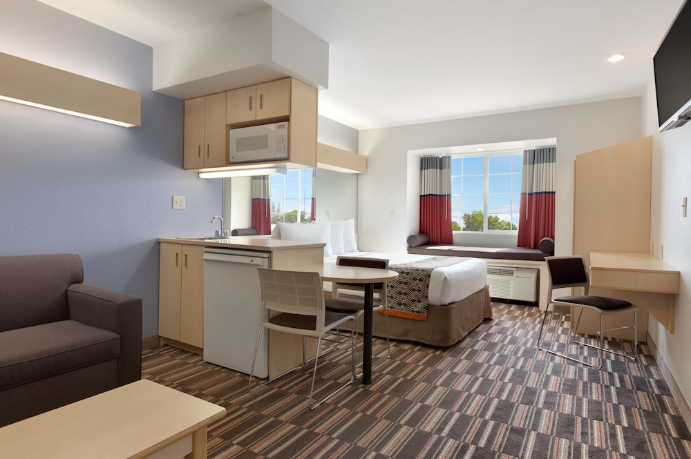 Microtel Inn And Suites Modesto Ceres 11/23