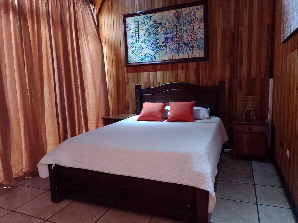 Natural Pacific Suites 10/35