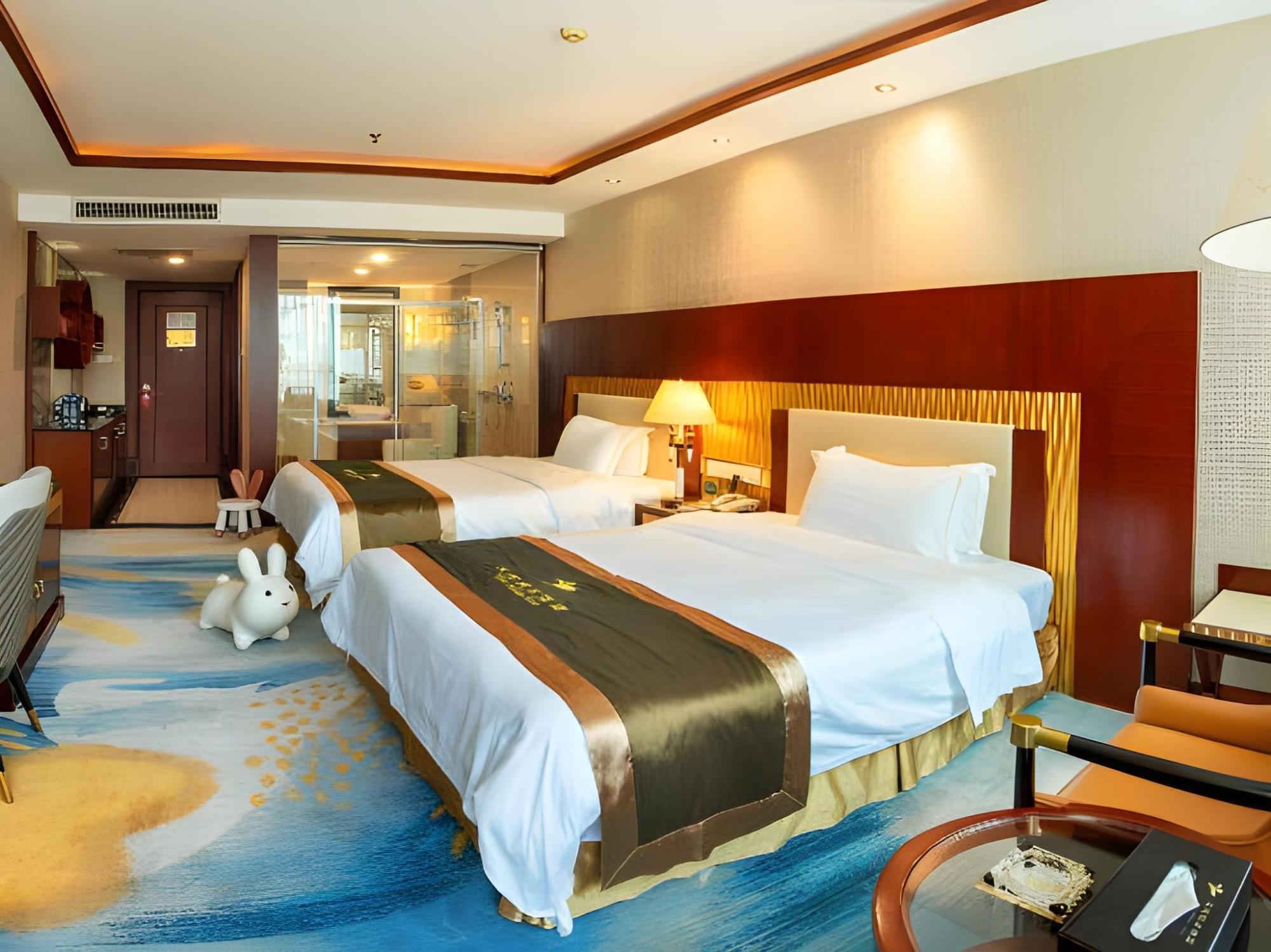 Yijian Haoting Holiday Hotel 18/46
