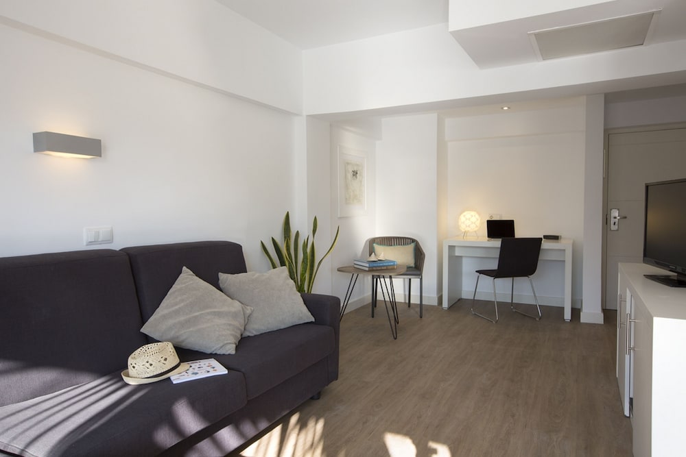Las Gaviotas Suites Hotel 42/59
