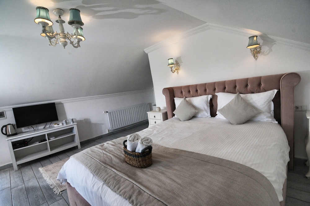 Beyaz Ev Agva - Adults Only 8/50