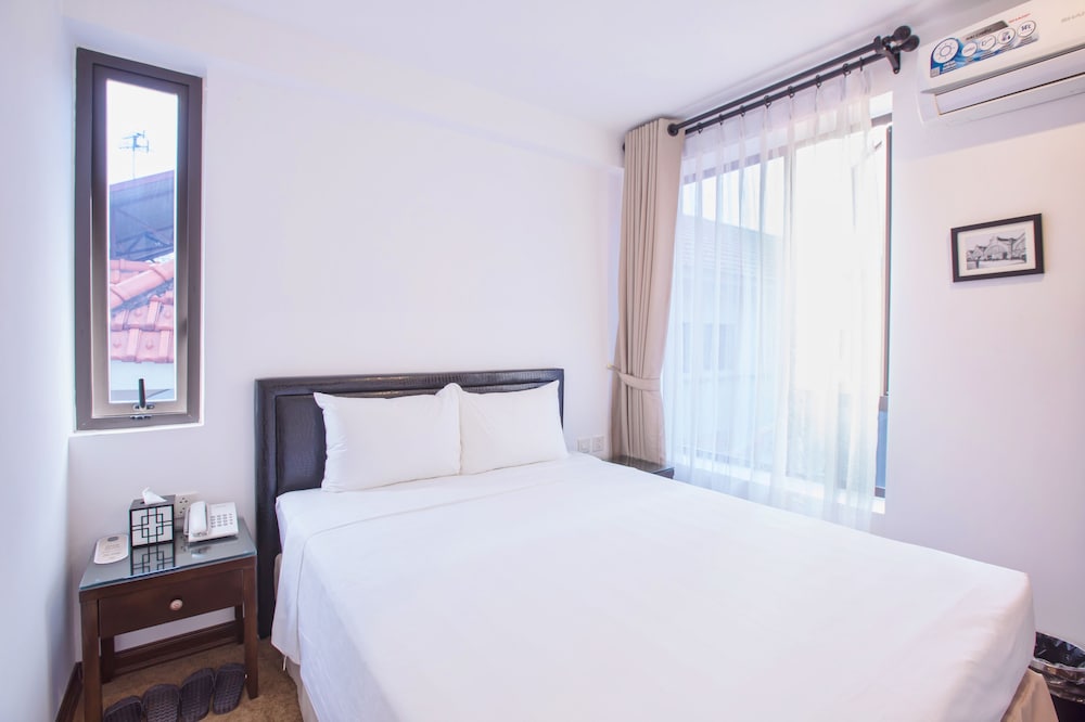 Dinh Ami Hanoi Hotel 25/63