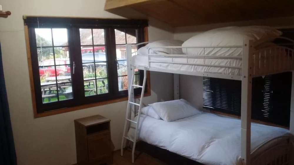 Bridge Farm Guesthouse 7/50