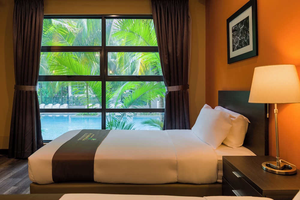 Acappella Suite Hotel 34/64