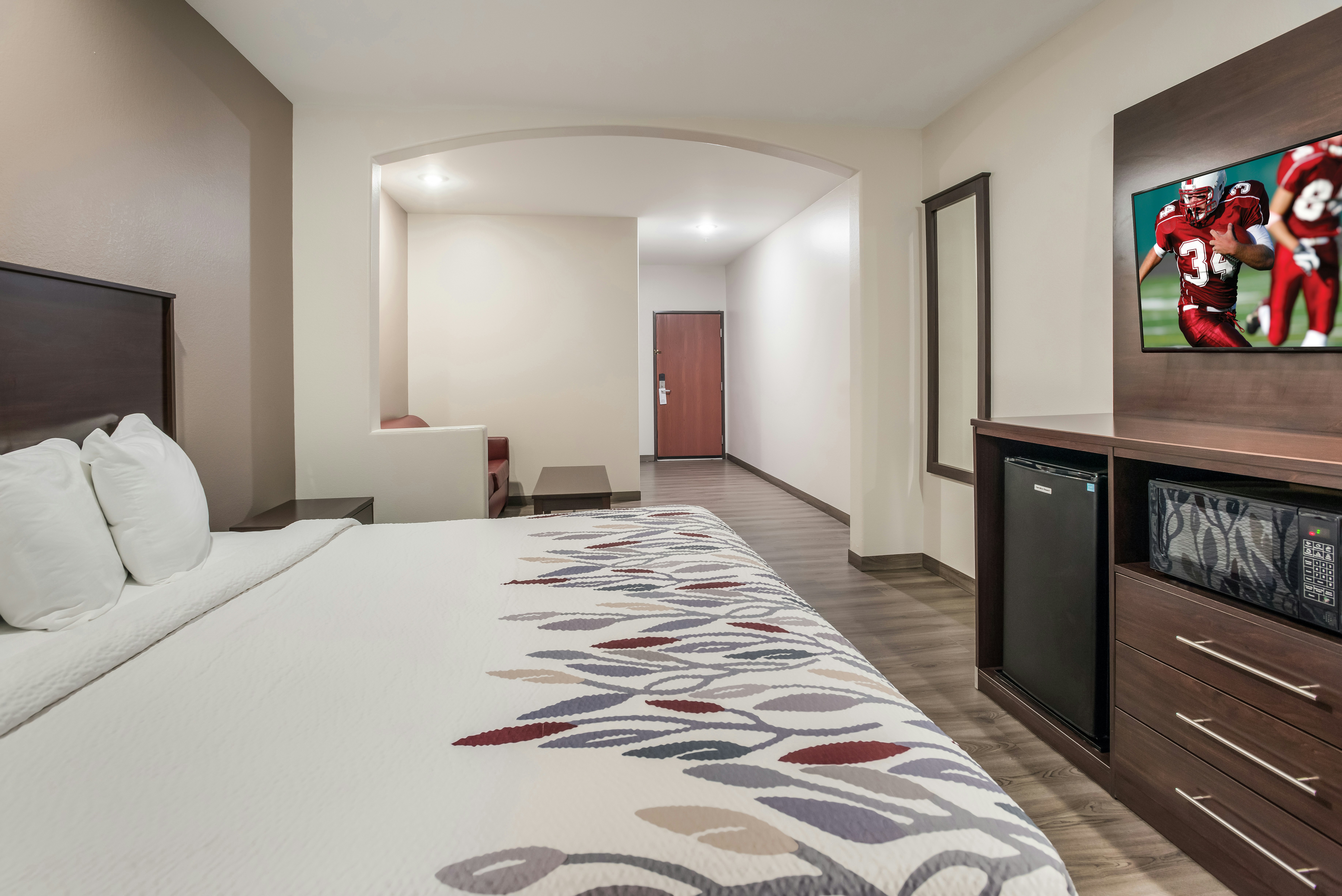 Red Roof Inn & Suites Lake Charles 21/43