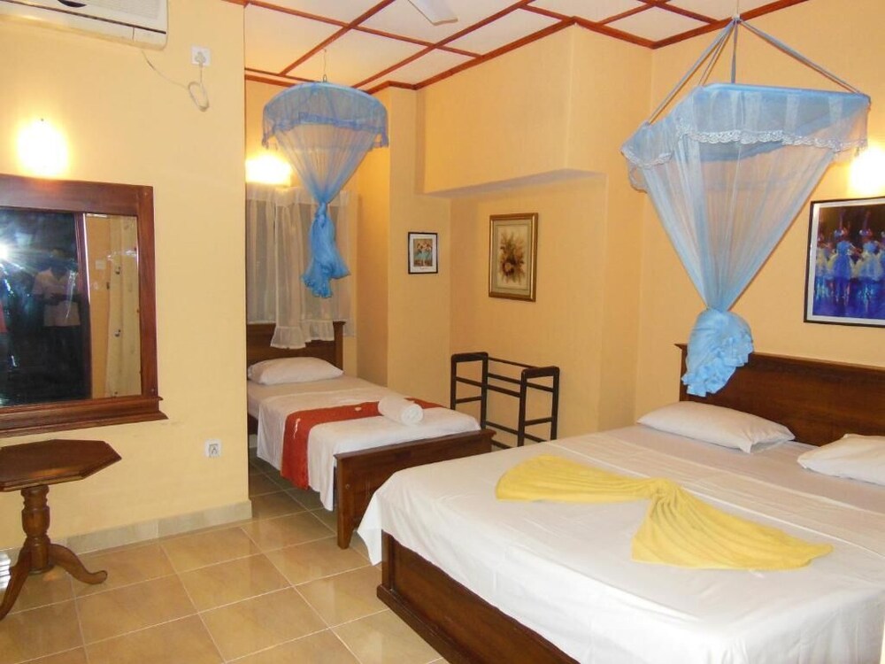 Days Inn Kandy 5/50