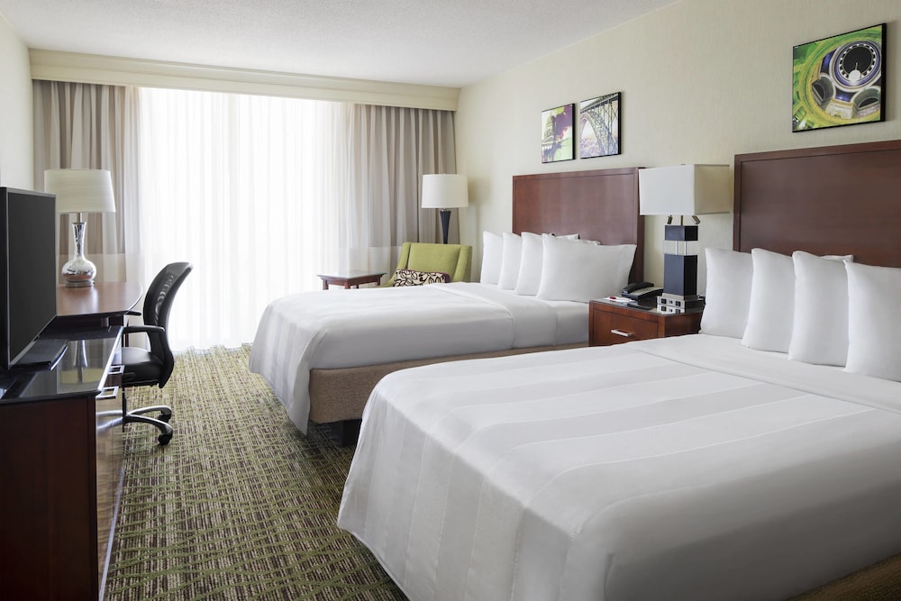 Marriott Charleston Town Center 7/52