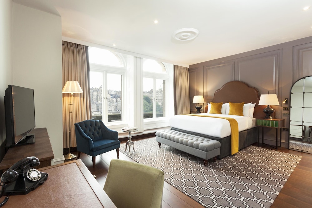 Hotel Indigo Edinburgh - Princes Street, an IHG Hotel (ex Royal British) 24/82