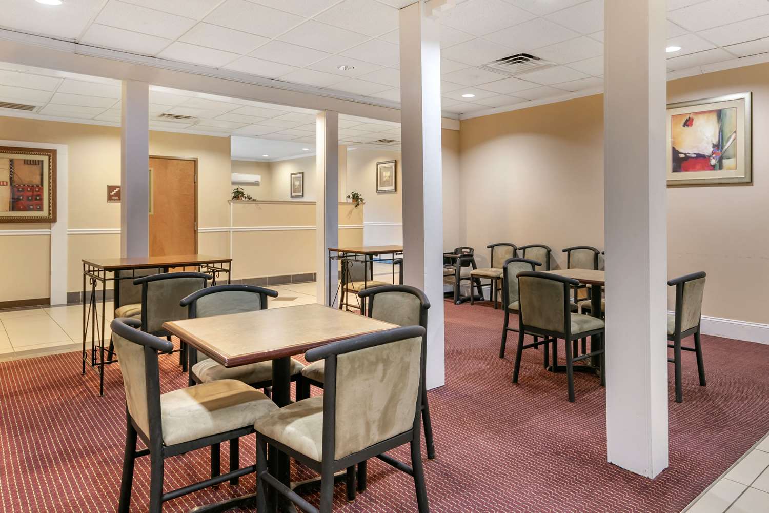 Econo Lodge Eutaw I-20 7/9