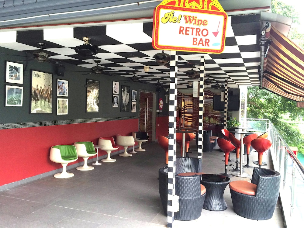Hotel Re Pearl S Hill 3/50