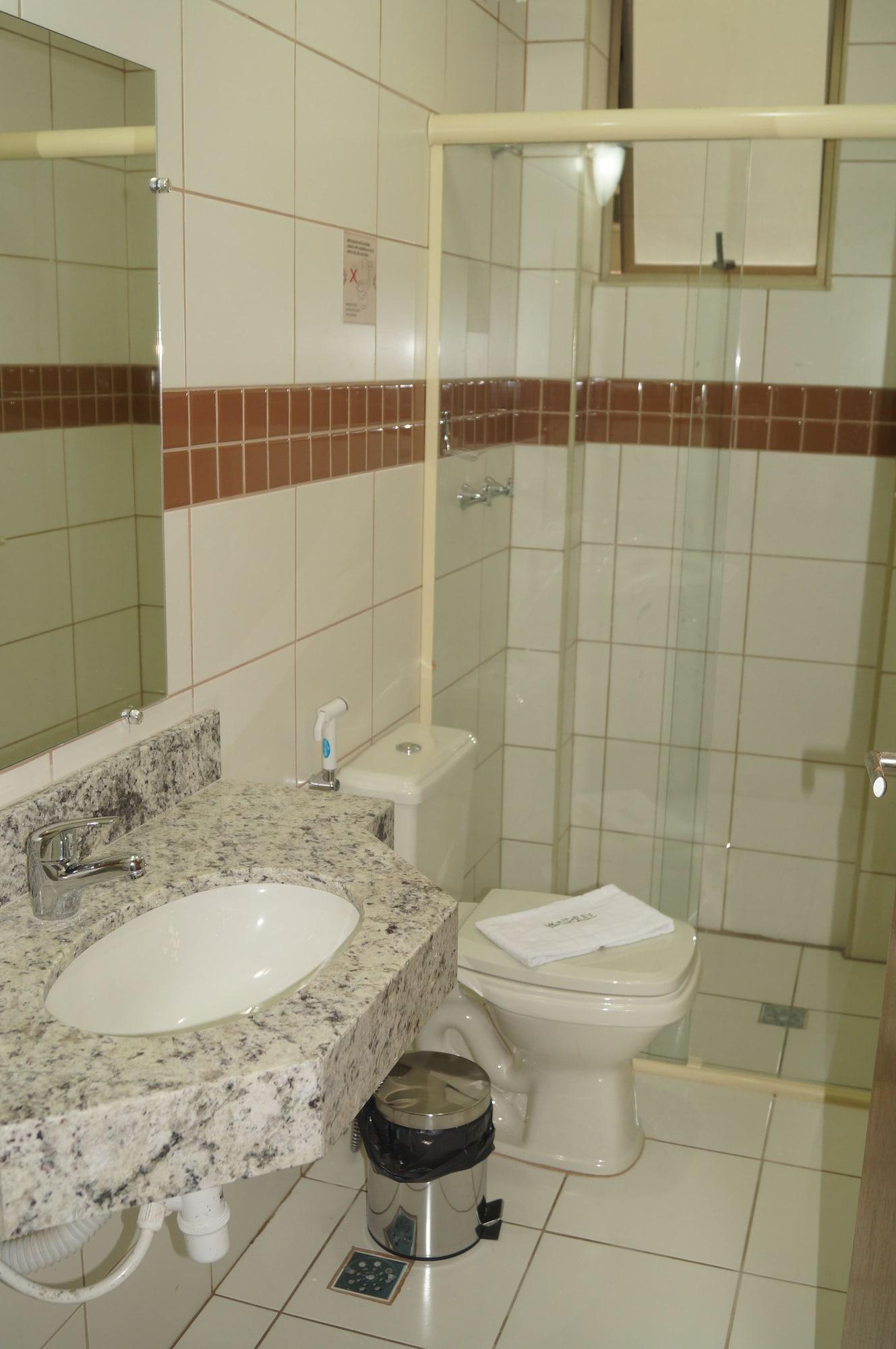غرفة مفردة، Mont Rey Hotel 2/2