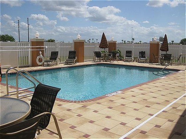 Holiday Inn Express Orlando South Davenport 64/70