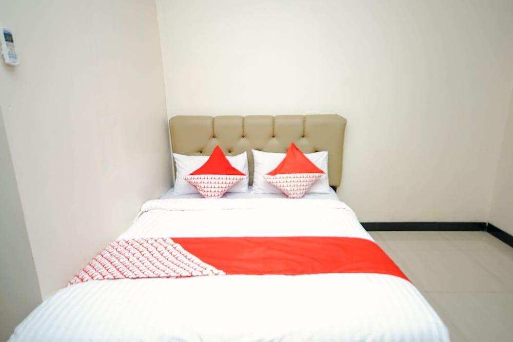 Oyo 247 Wisma Merdeka 18/30