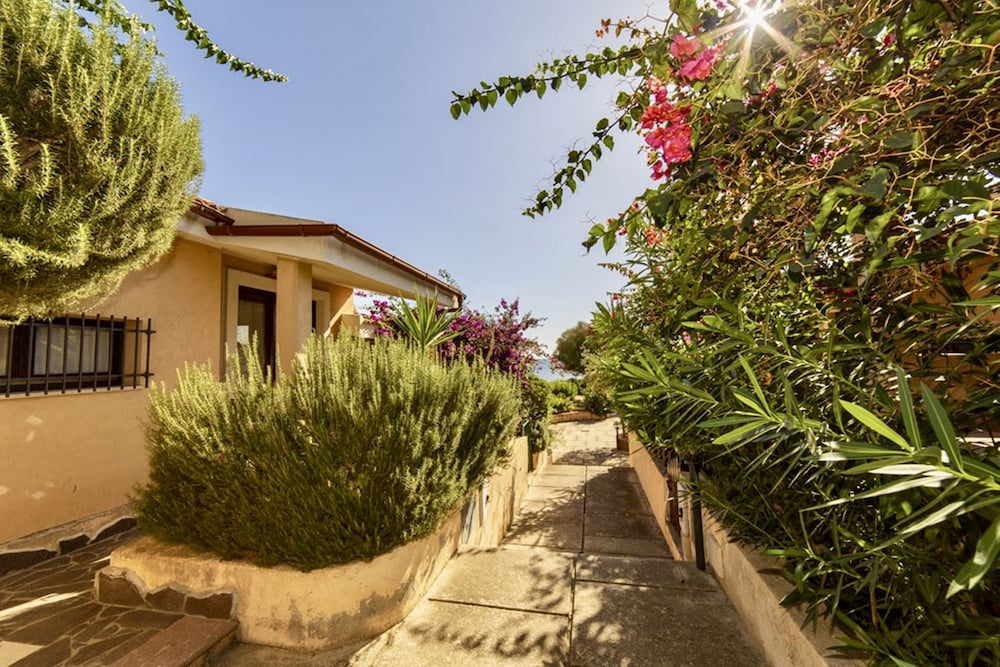 Villaggio Porto Corallo 44/50