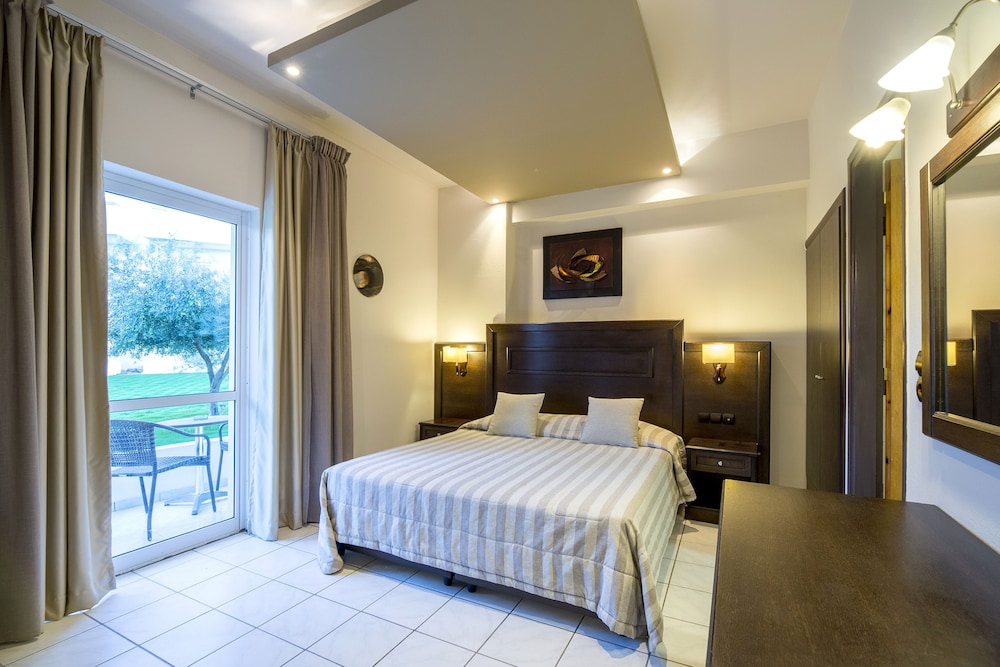 Senseana Sea Side Resort and Aquadventure 33/76