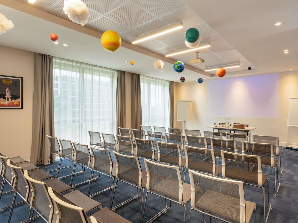 Novotel Paris Coeur D Orly Airport 63/72