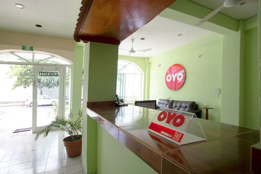 OYO Hotel Estacion 8/42