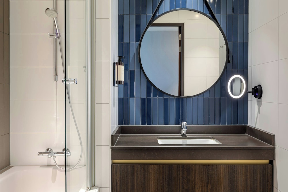 Corendon Amsterdam New-West, a Tribute Portfolio Hotel 69/69