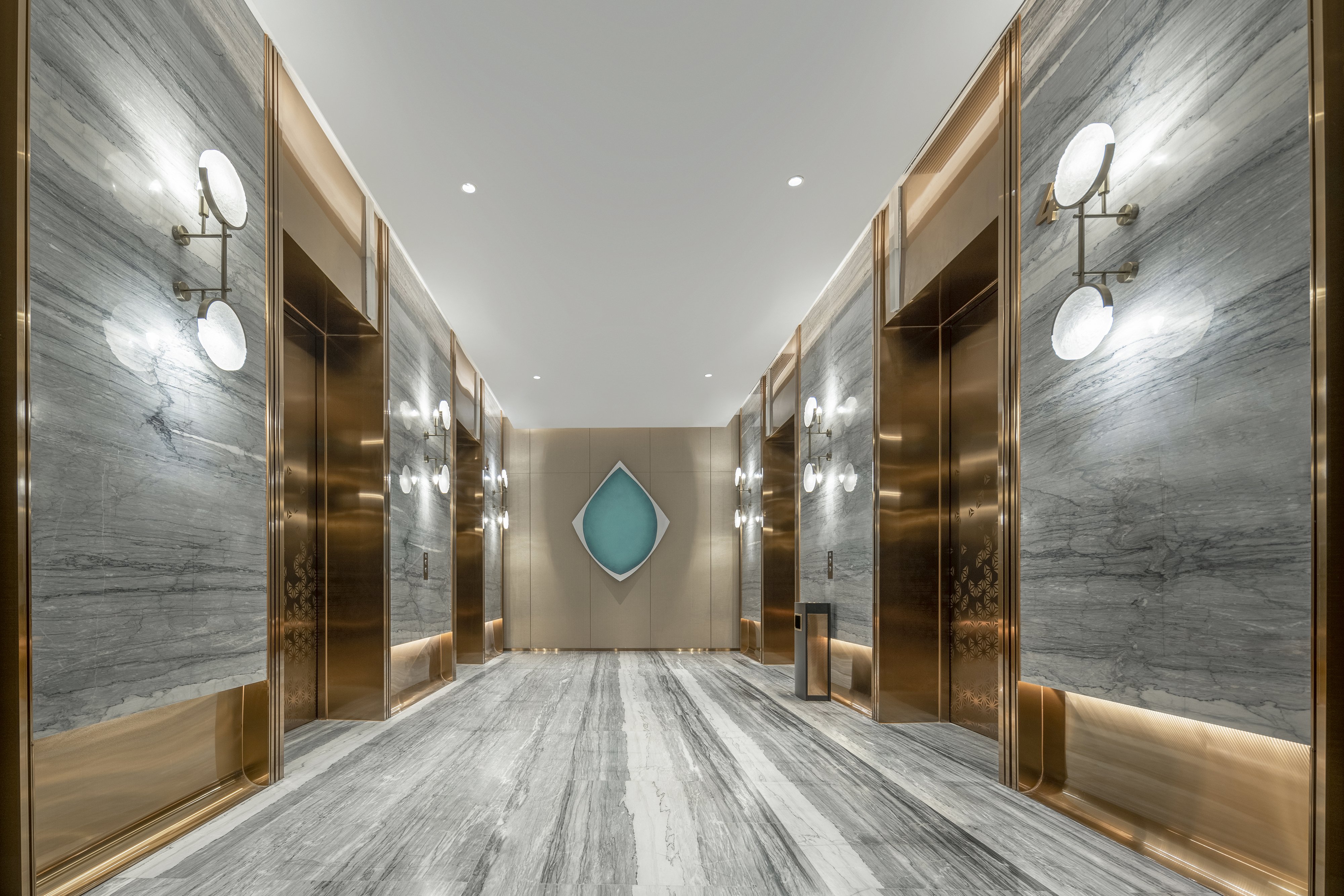 Holiday Inn Fuyang 38/75