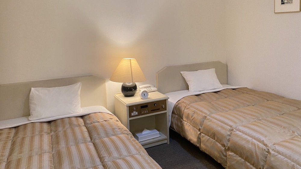 Standard, Twin Beds, Smoking