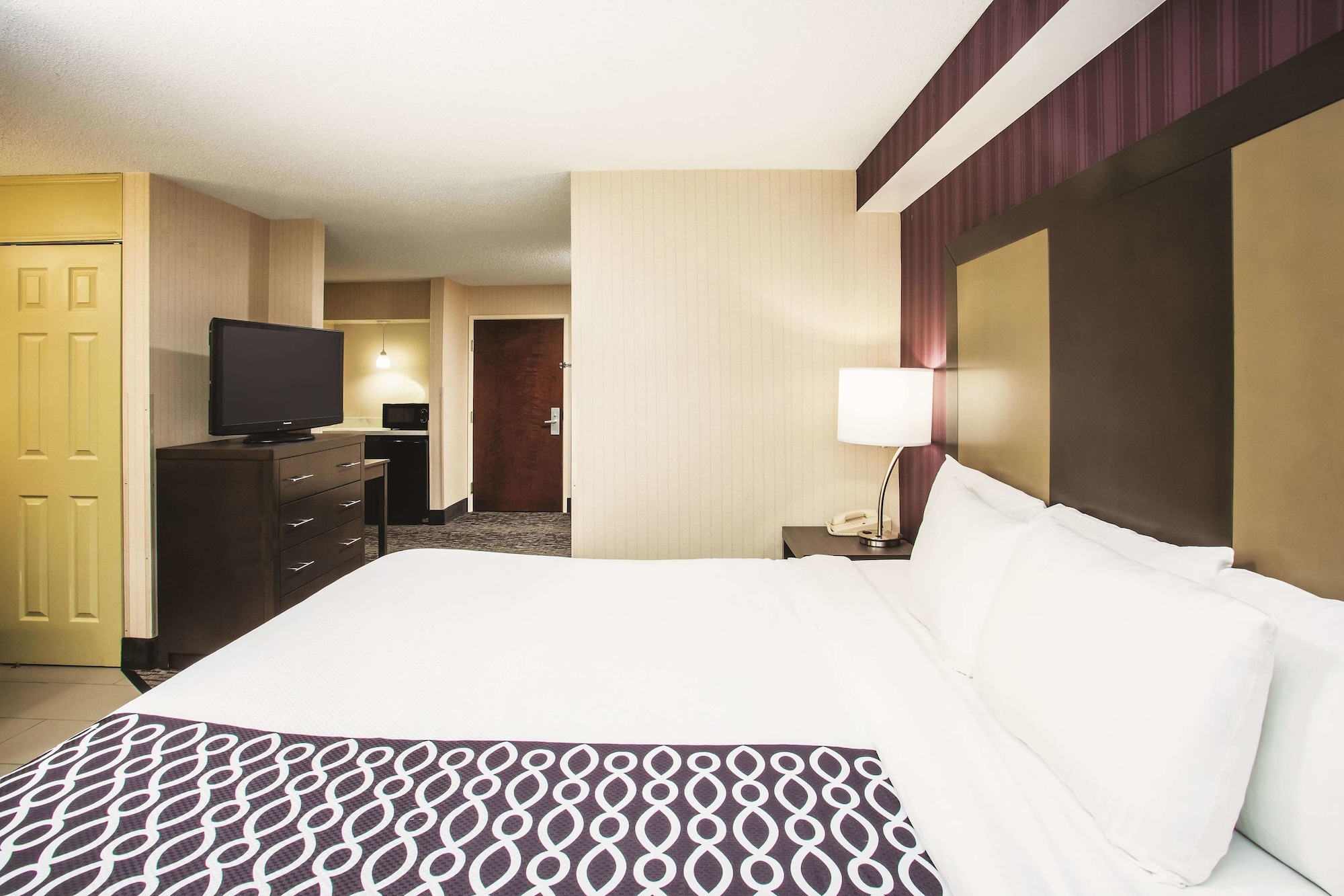 جناح استوديو بسرير كينج، La Quinta Inn & Suites by Wyndham Newark - Elkton 2/4